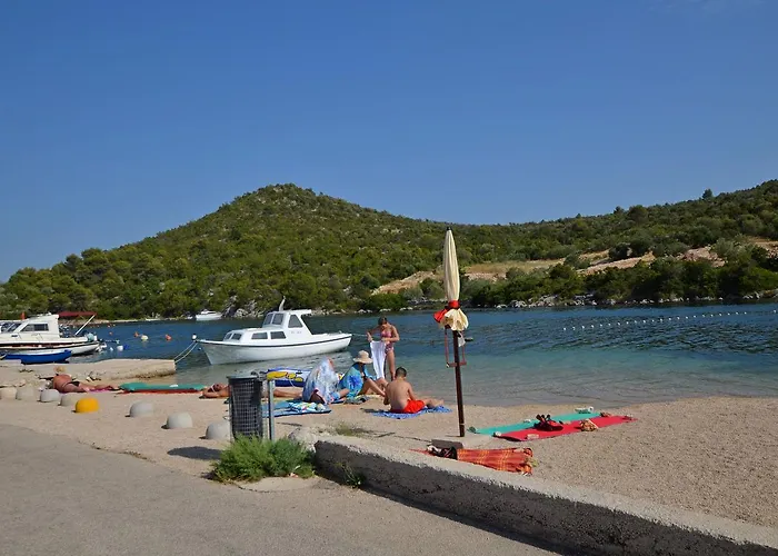 Brnabic * Rogoznica (Sibenik-Knin)